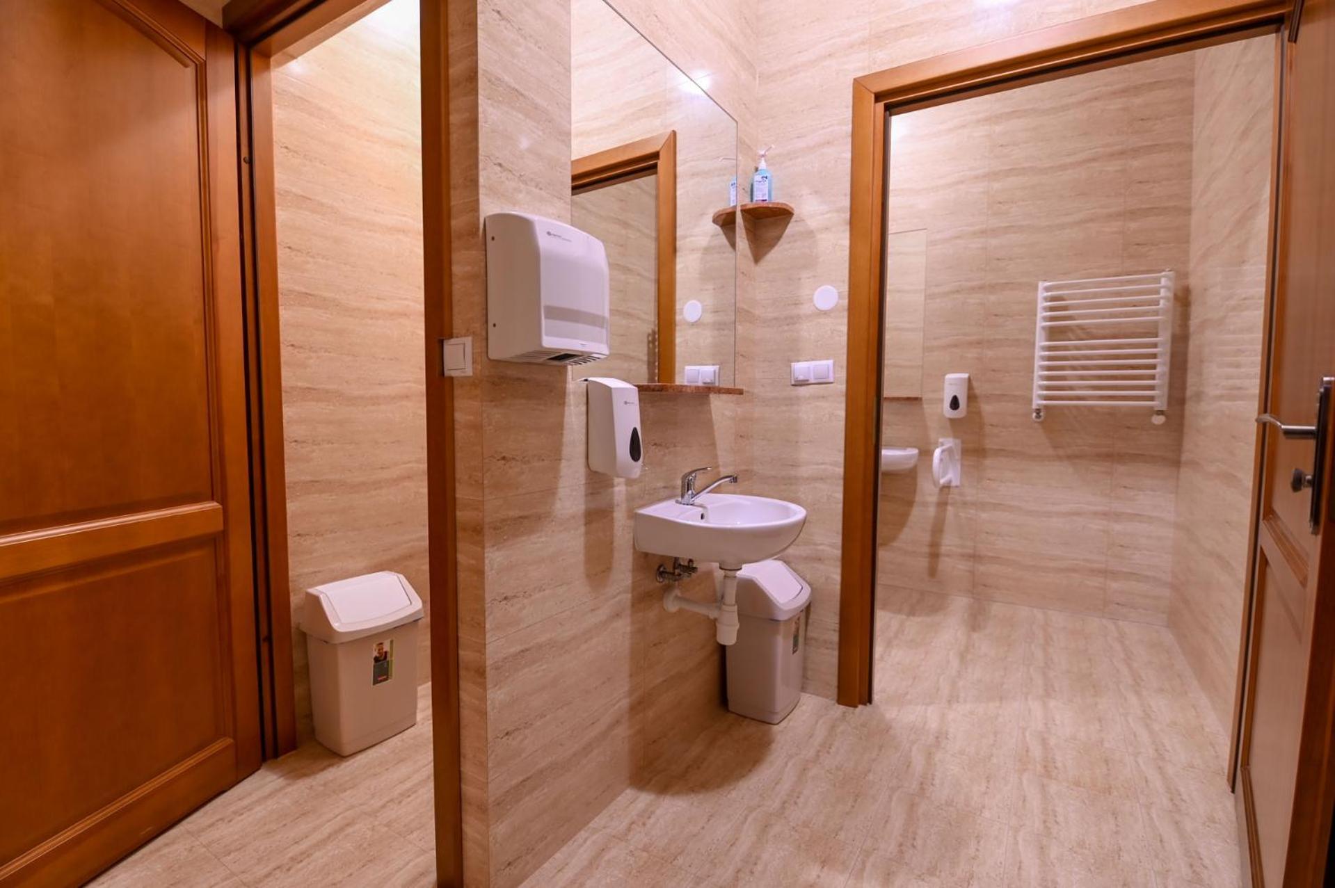 Pod Tatrami 2 - Swietna Lokalizacja, Obok Przystanku Ski Busa Oraz Restauracji, Duzy Parking Białka Tatrzańska Exterior photo