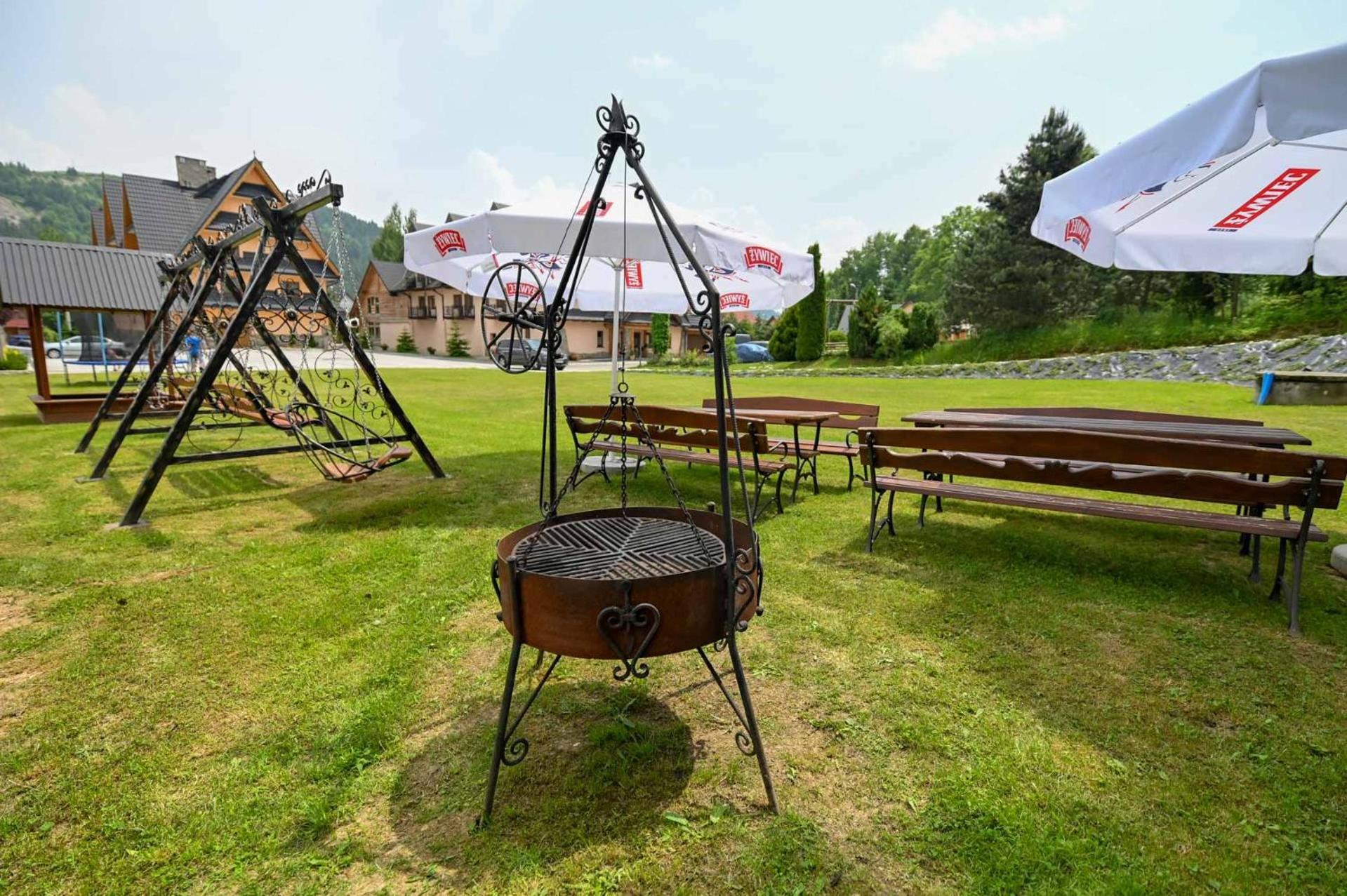 Pod Tatrami 2 - Swietna Lokalizacja, Obok Przystanku Ski Busa Oraz Restauracji, Duzy Parking Białka Tatrzańska Exterior photo